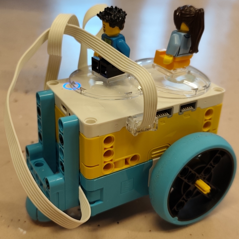 tl_files/dualingo_neu/News 2025 2026/Code Week 2025 Robo.jpg